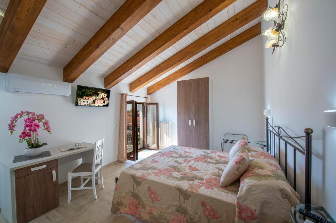 아제롤라 Il Ritrovo Degli Dei B&B 외부 사진